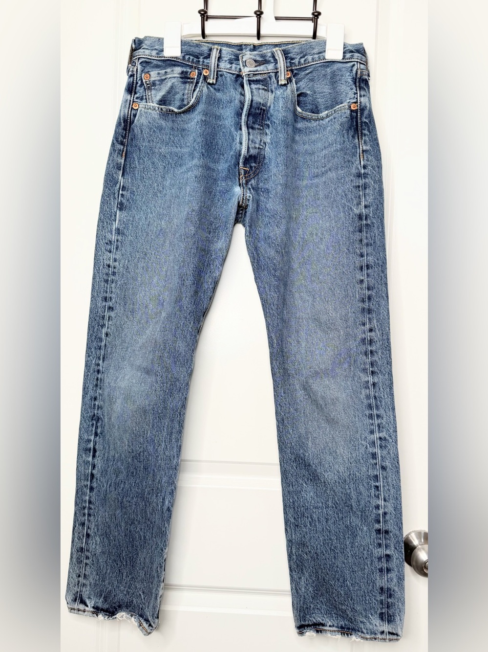 Levi’s 501 Jeans W31 L30 Blue 100% Cotton Button Fly Straight Leg Distressed
